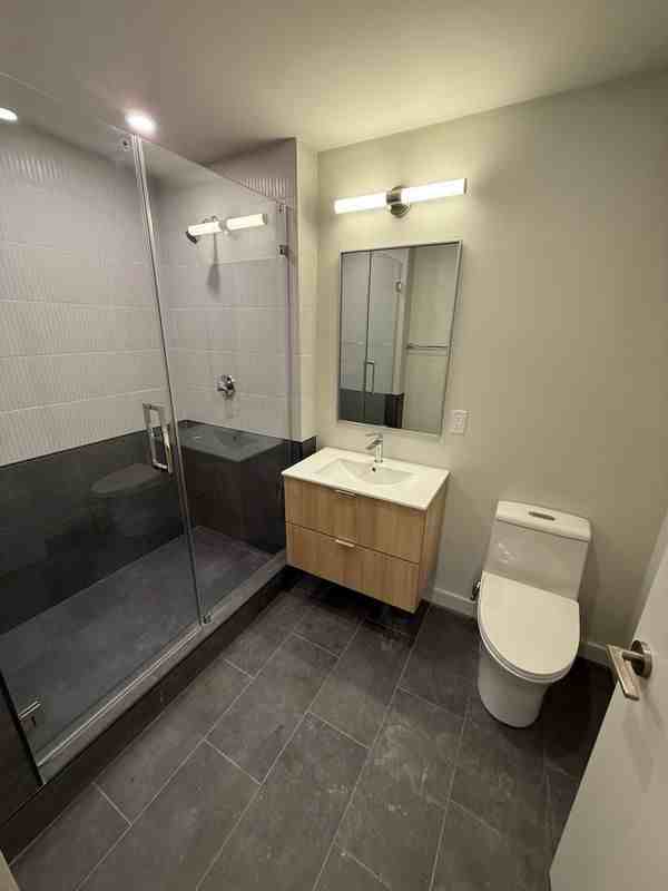 24 8th St ##3a - Photo 4 of 6