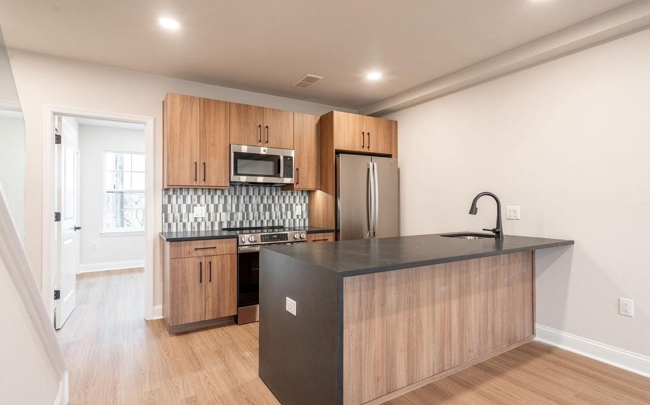 4090 Leslie Ln - Photo 6 of 23
