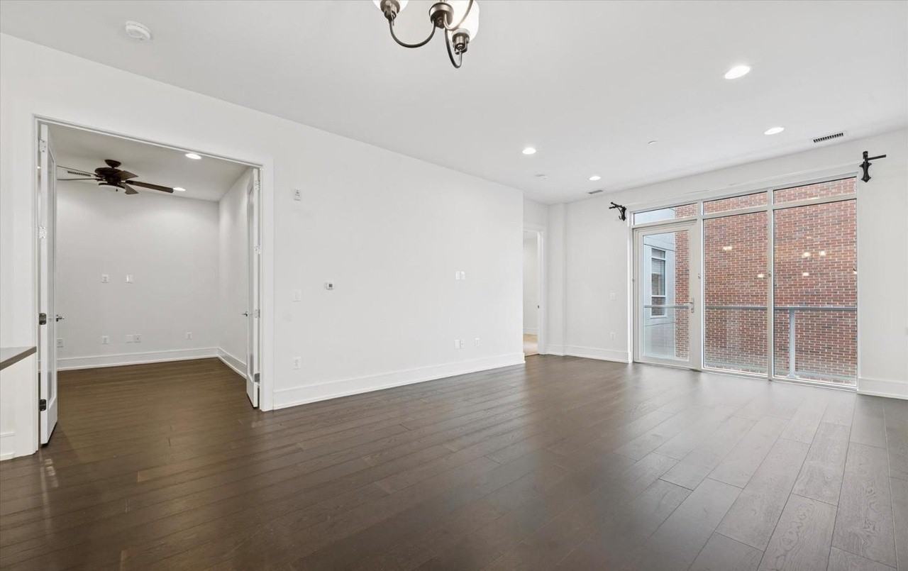 410 S Front St - Photo 7 of 23