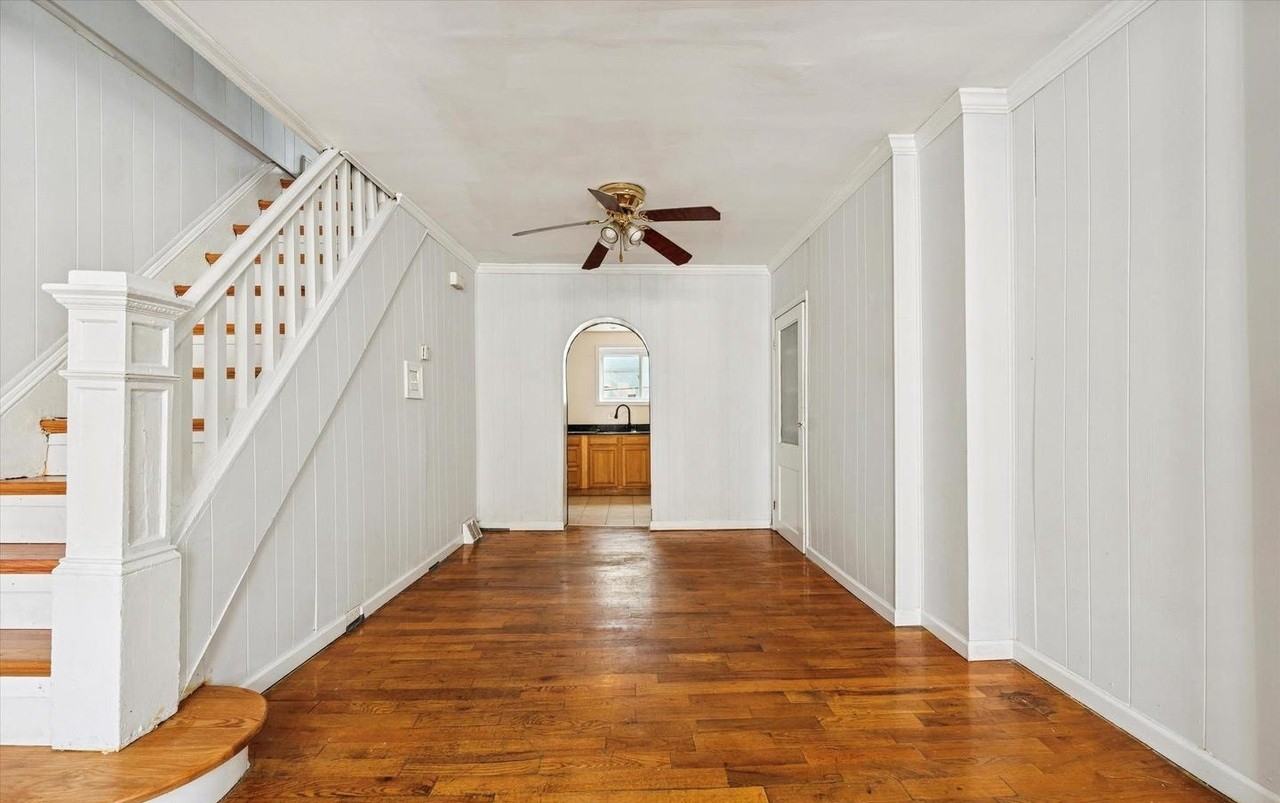 729 S Smedley St - Photo 5 of 23