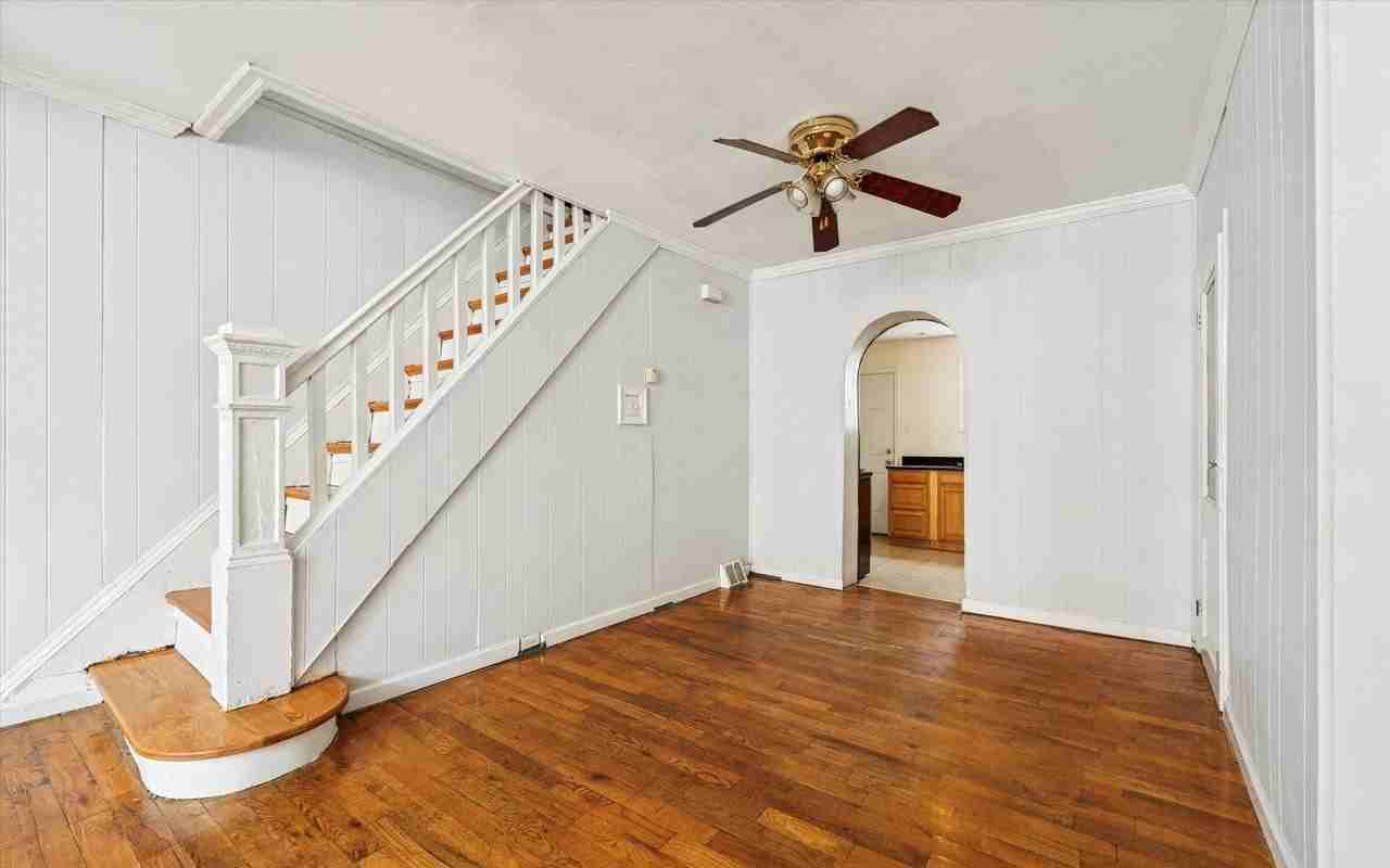 729 S Smedley St - Photo 6 of 23