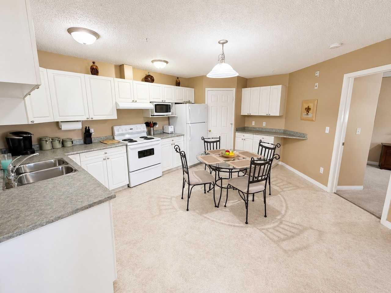 7901 100 Ave - Photo 5 of 31