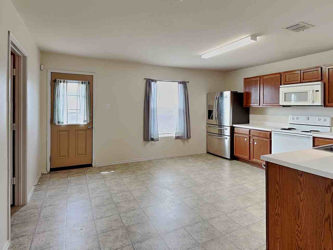 708 Moss Glen Trl - Photo 6 of 16