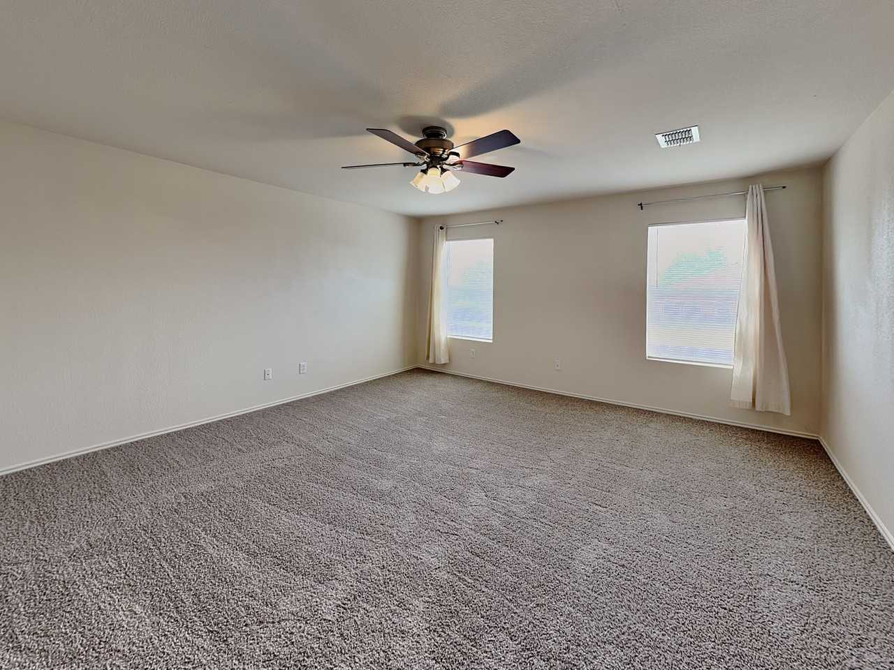 708 Moss Glen Trl - Photo 7 of 16