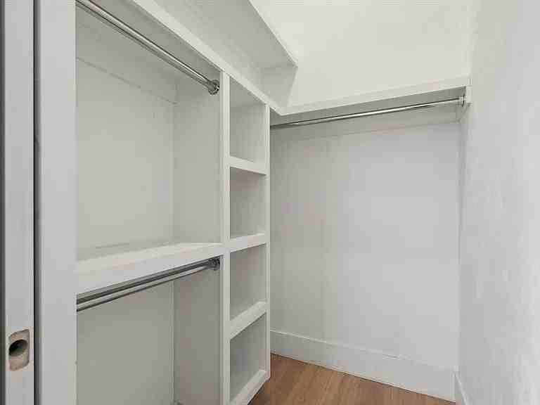 47 Condor St - Photo 2 of 2
