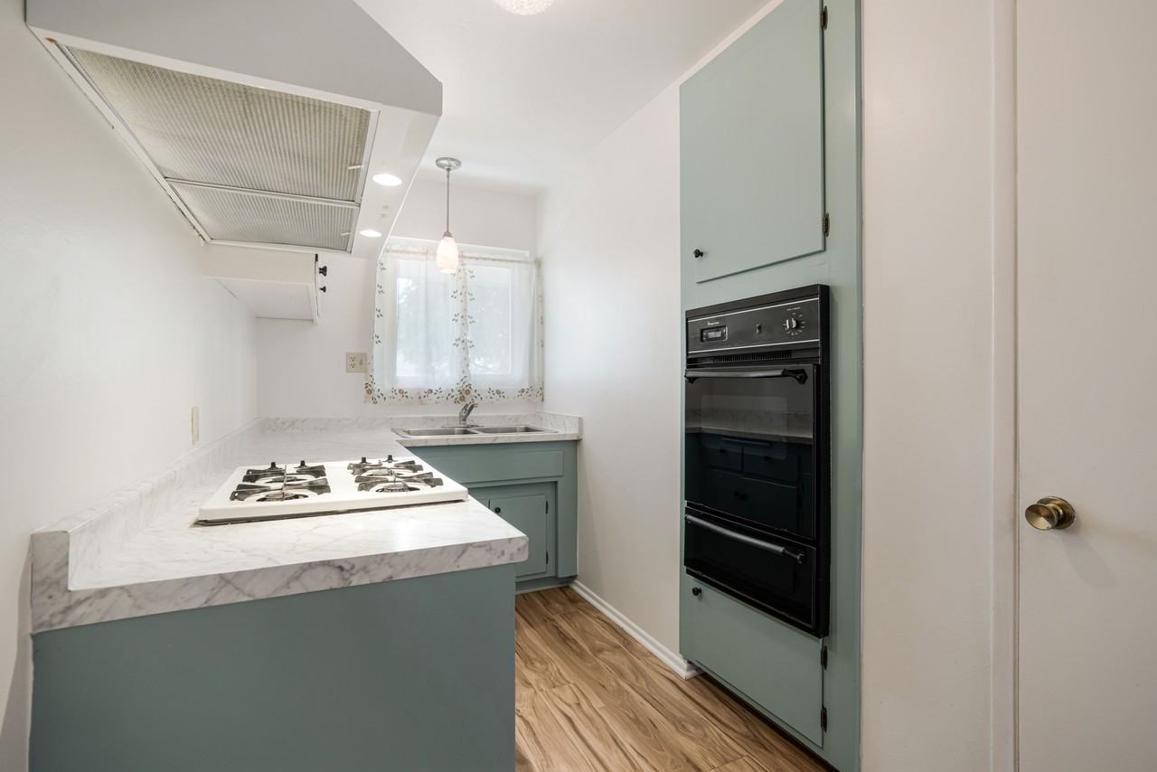 200 Chester Way #4 - Photo 6 of 6