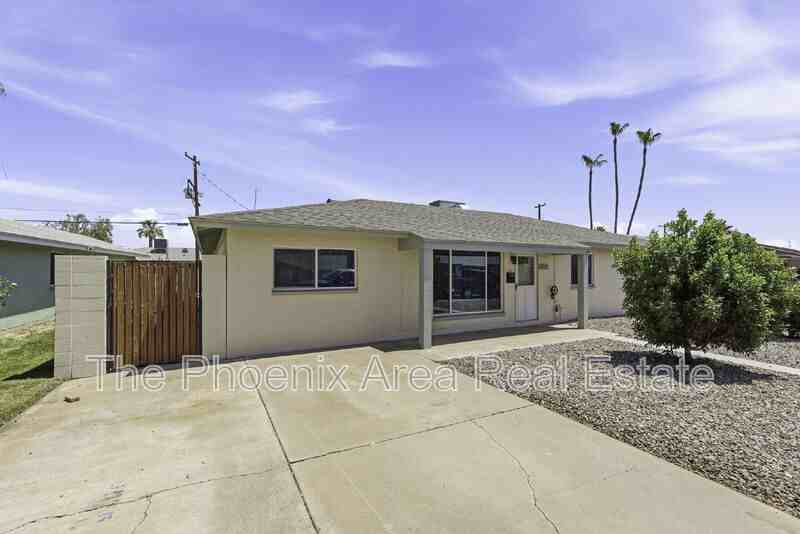 8322 E Granada Rd - Photo 4 of 37