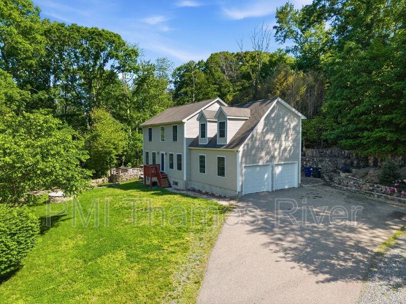62 Terry Rd - Photo 2 of 50