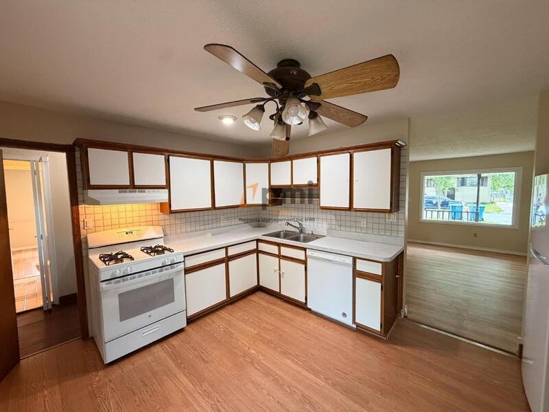 7726 Durbin St - Photo 3 of 17