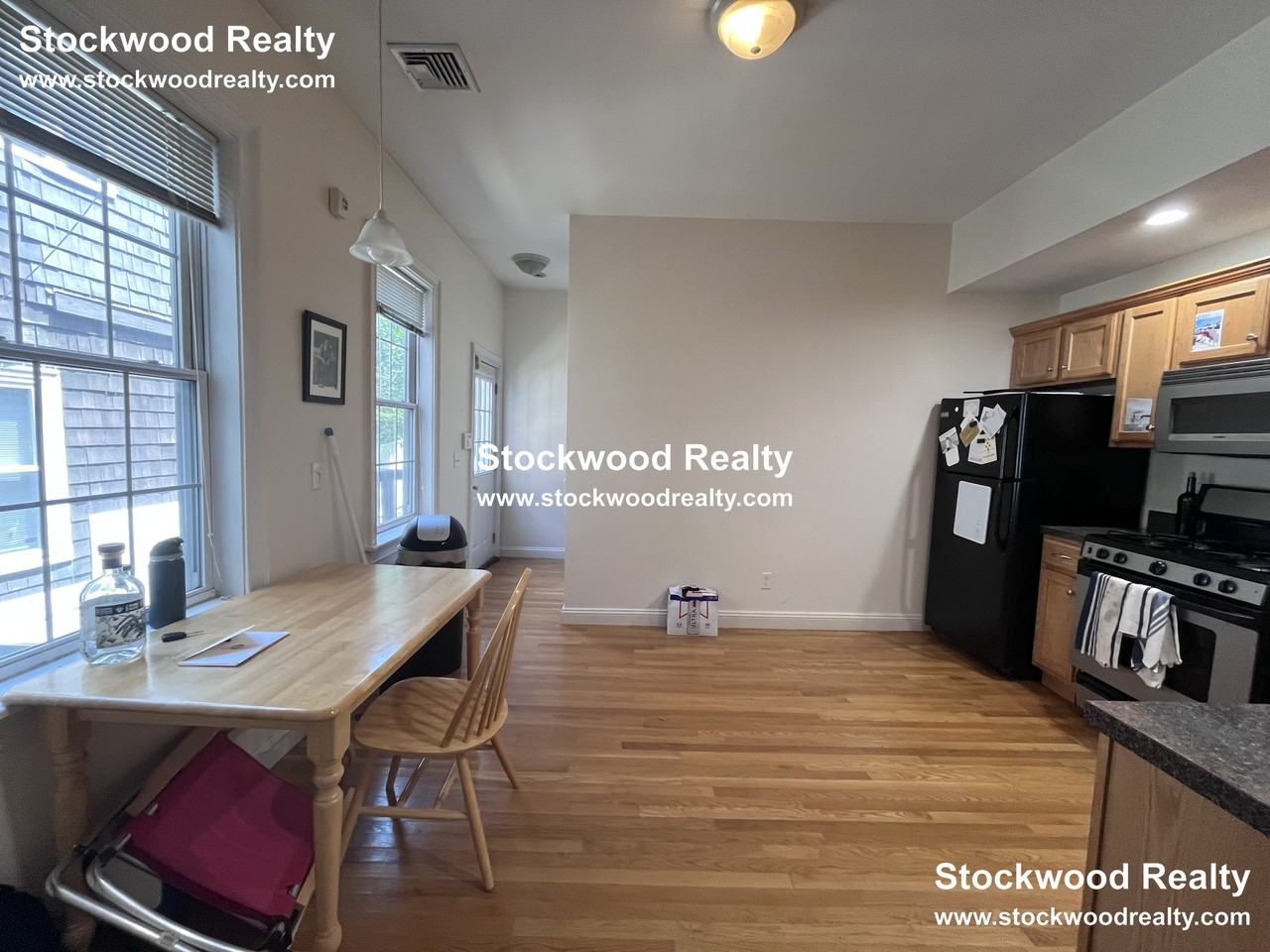 16 Gates St #1 - Photo 2 of 43
