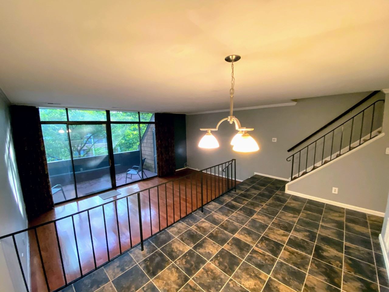2226 S Quincy St #NA - Photo 5 of 24