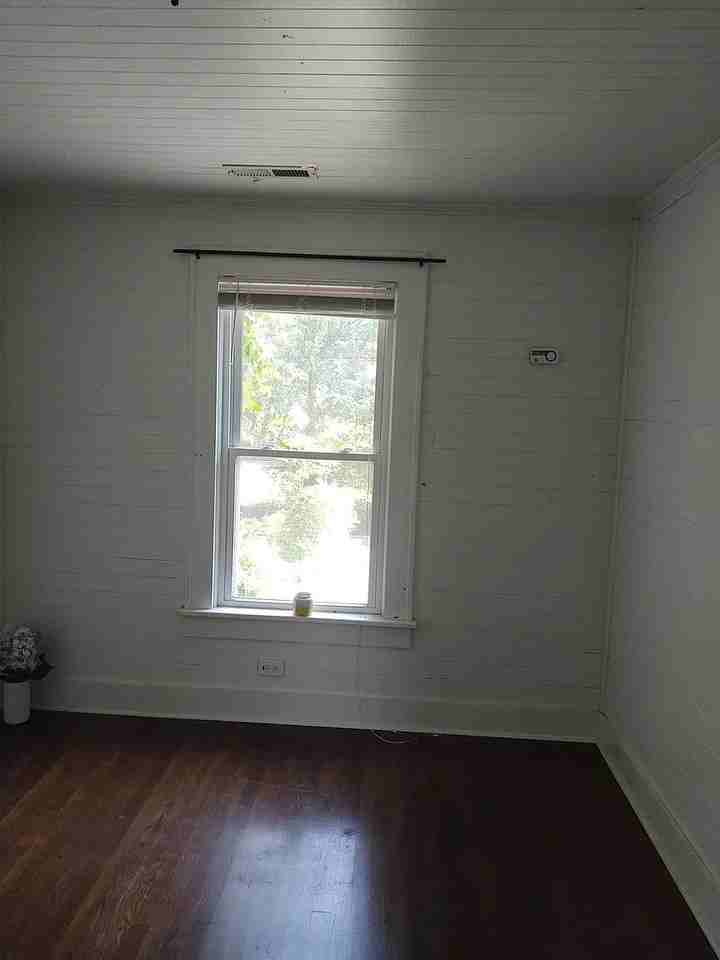 400 Wiley Ave #C - Photo 5 of 16