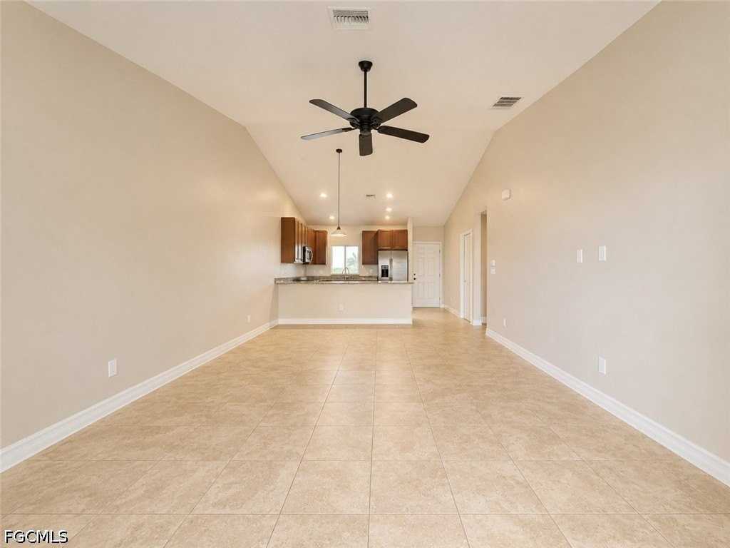 4109 Sw 8th Pl #201 - Photo 5 of 17