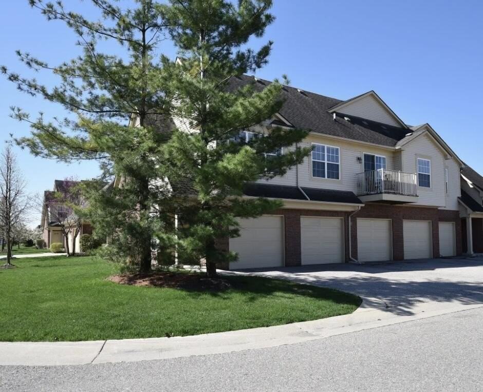 48475 Bridge Way - Photo 2 of 9