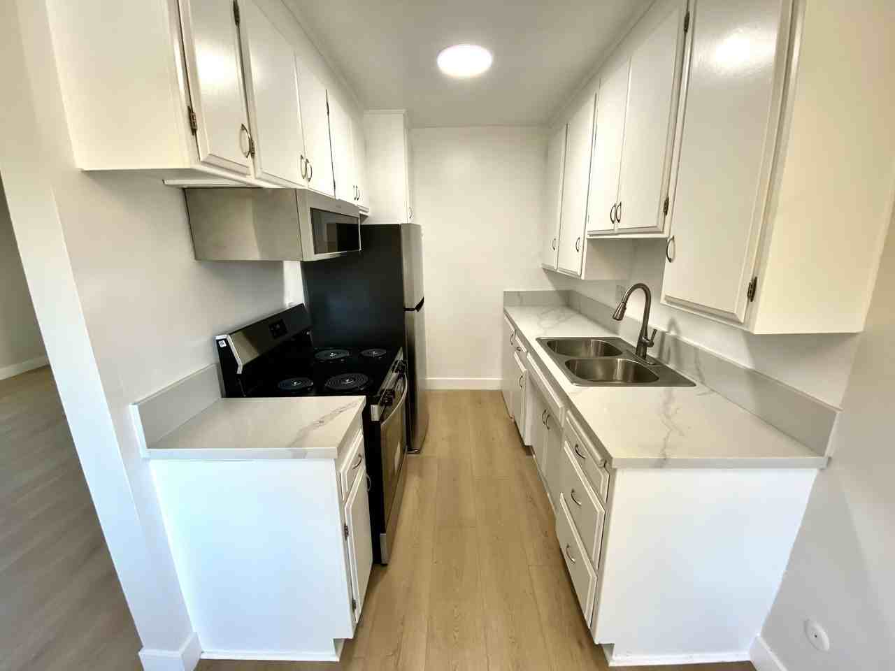 2147 Baxter Street - Photo 6 of 15