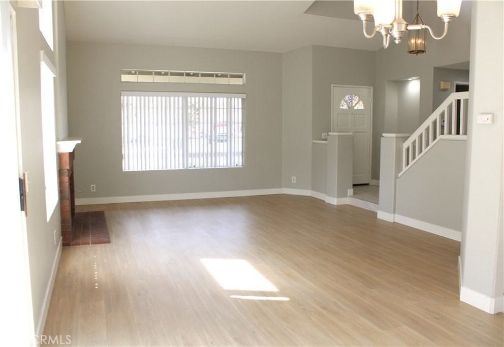 2131 Seminole - Photo 3 of 19