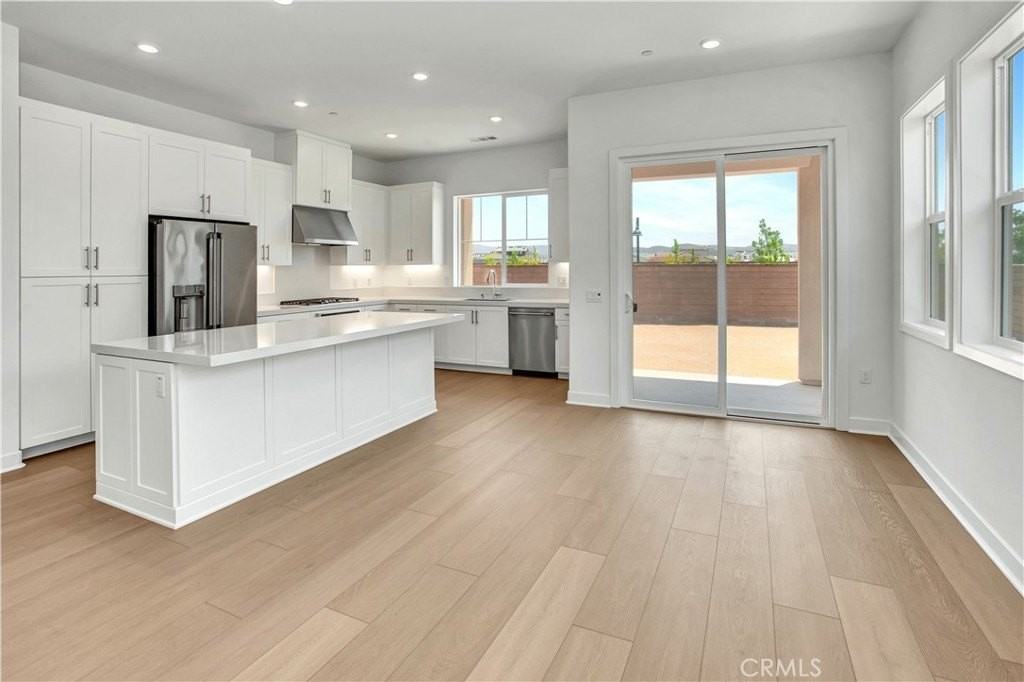 670 Furrow Rd - Photo 4 of 20