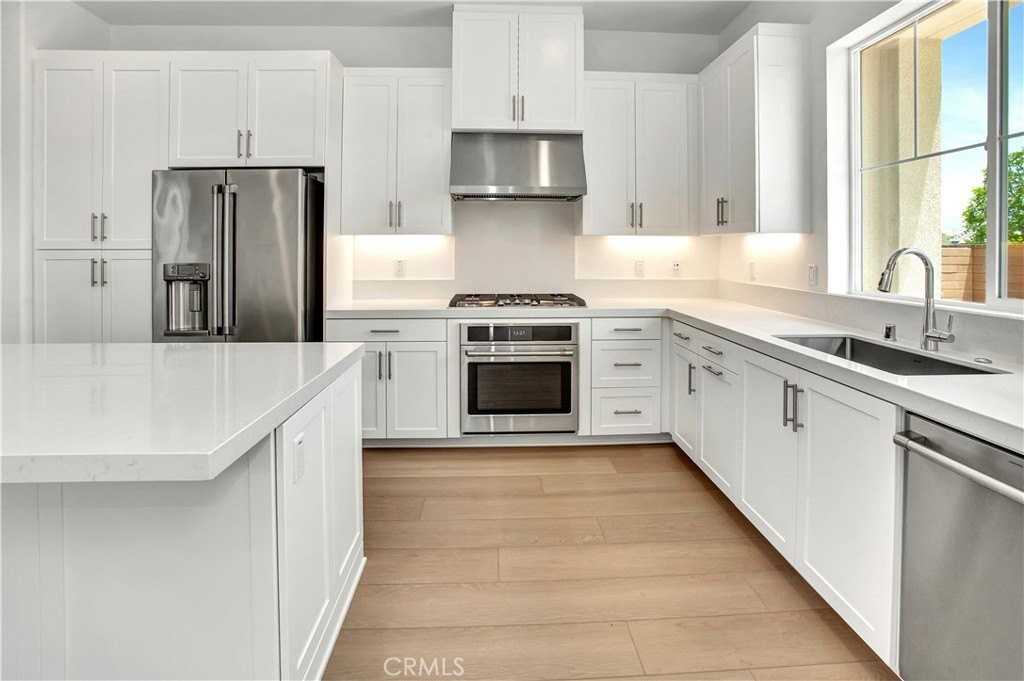 670 Furrow Rd - Photo 6 of 20