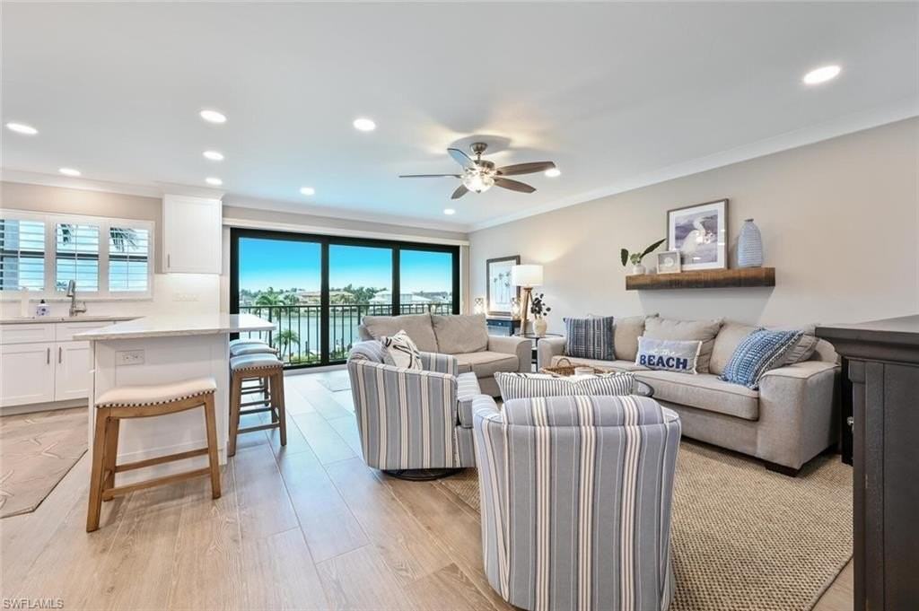 3200 Gulf Shore Blvd N #308 - Photo 7 of 35