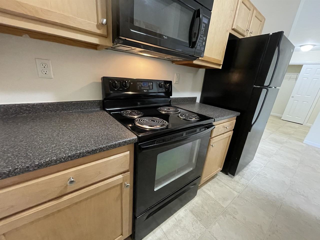 100 Sentinel Ct #210 - Photo 7 of 40