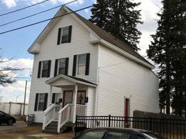 featured image of 22 Ferry St #2