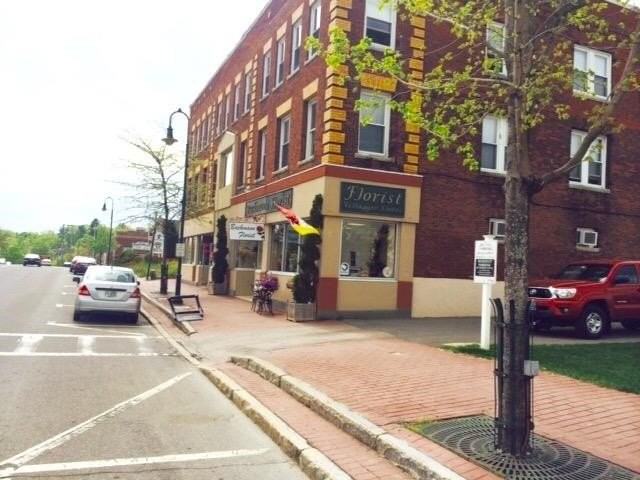 15 W Broadway #M - Photo 2 of 28