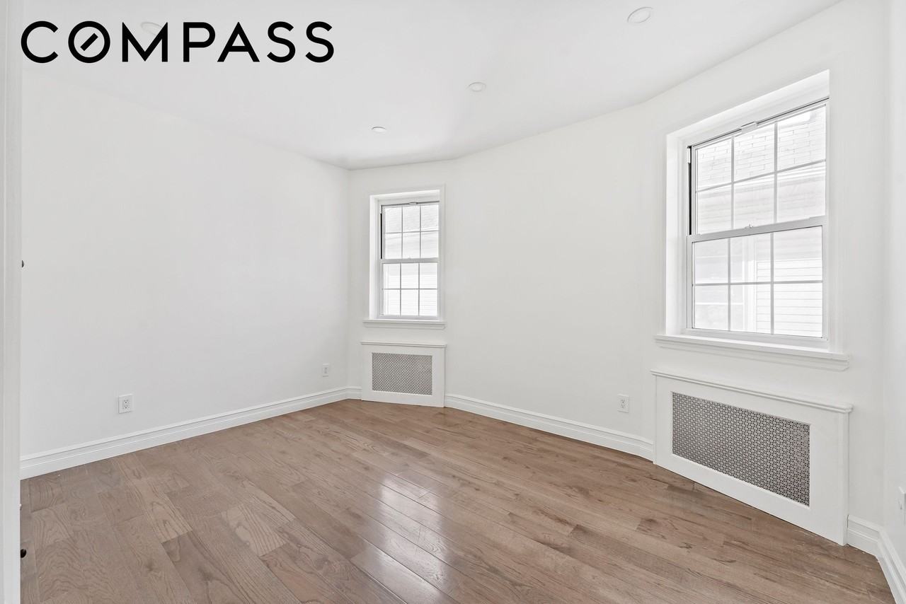 65 Bay 23rd St #2 - Photo 7 of 16
