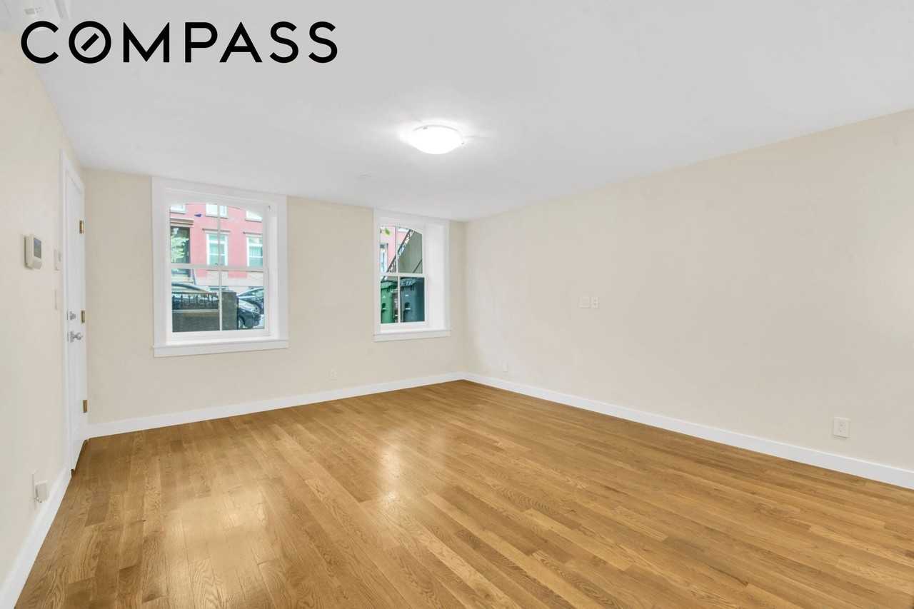 466 Henry St #1 - Photo 2 of 10