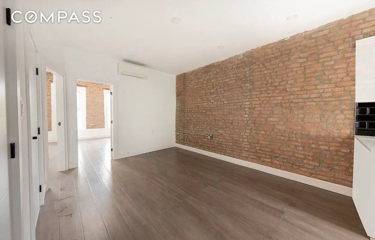 586 5th Ave #2 - Photo 3 of 11