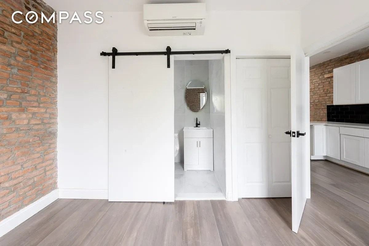 586 5th Ave #2 - Photo 7 of 11