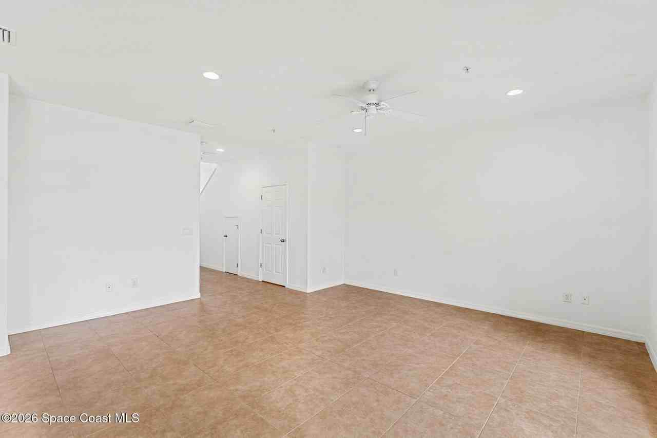 74 June Dr - Photo 7 of 48