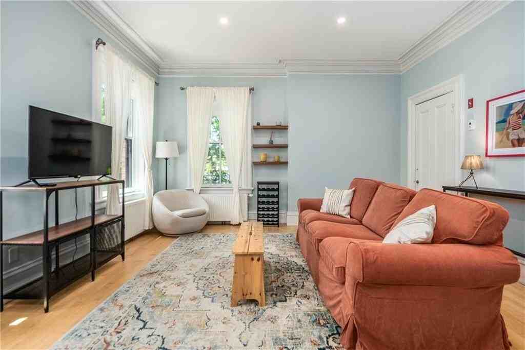 96 Bowen St #3 - Photo 7 of 21