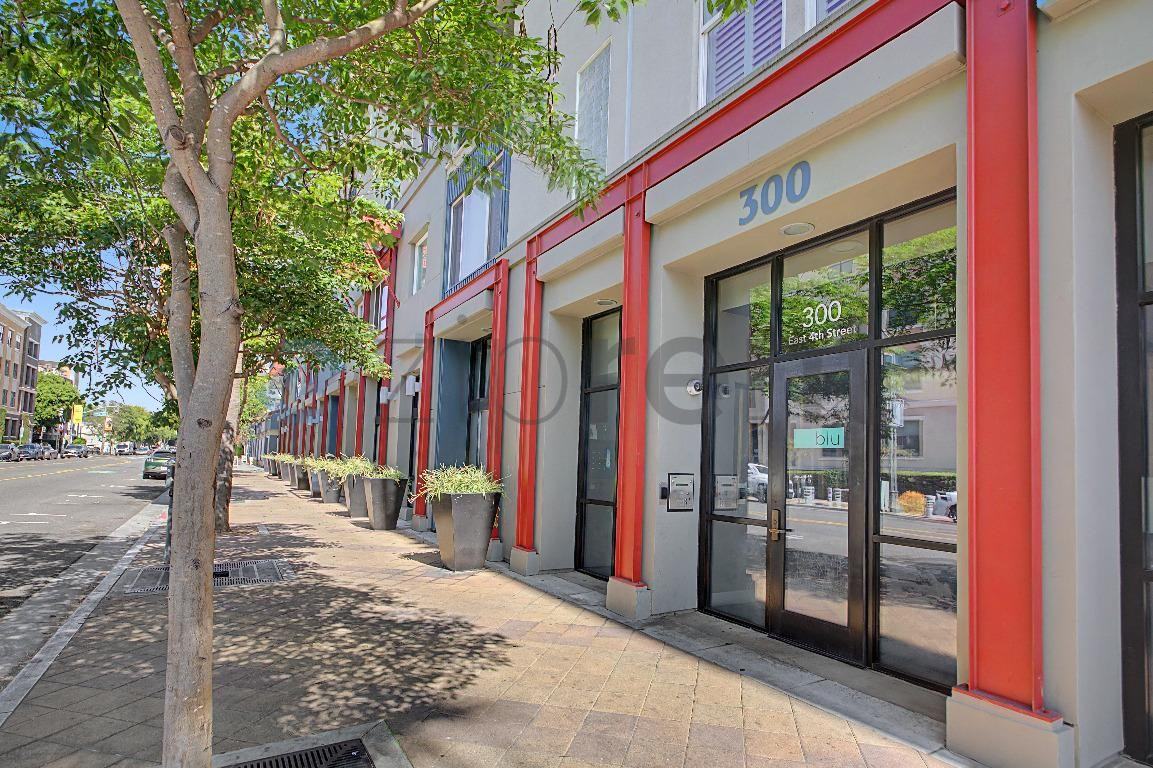 300 E 4th St #407 - Photo 4 of 37