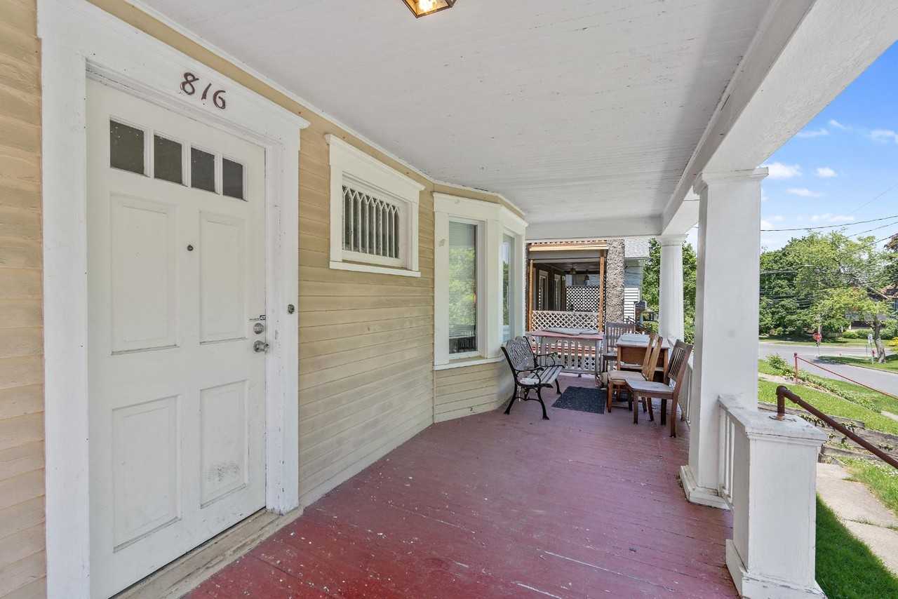 816 Maryland Ave - Photo 4 of 20