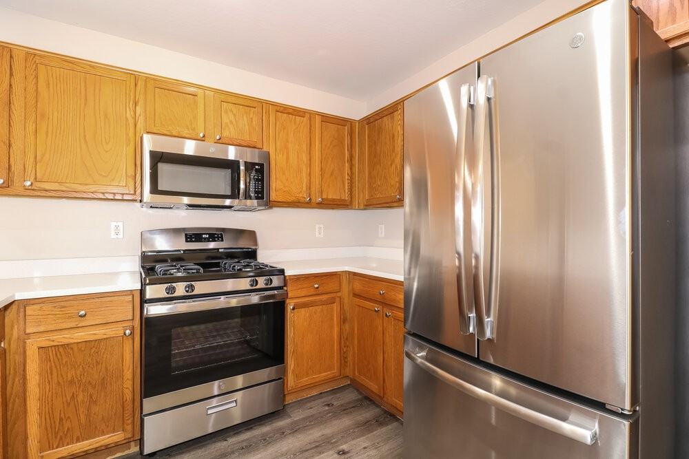 12637 W Bloomfield Rd - Photo 7 of 15