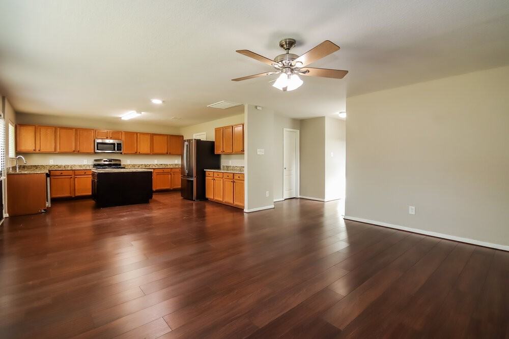 4601 Clemwood Ln - Photo 6 of 22