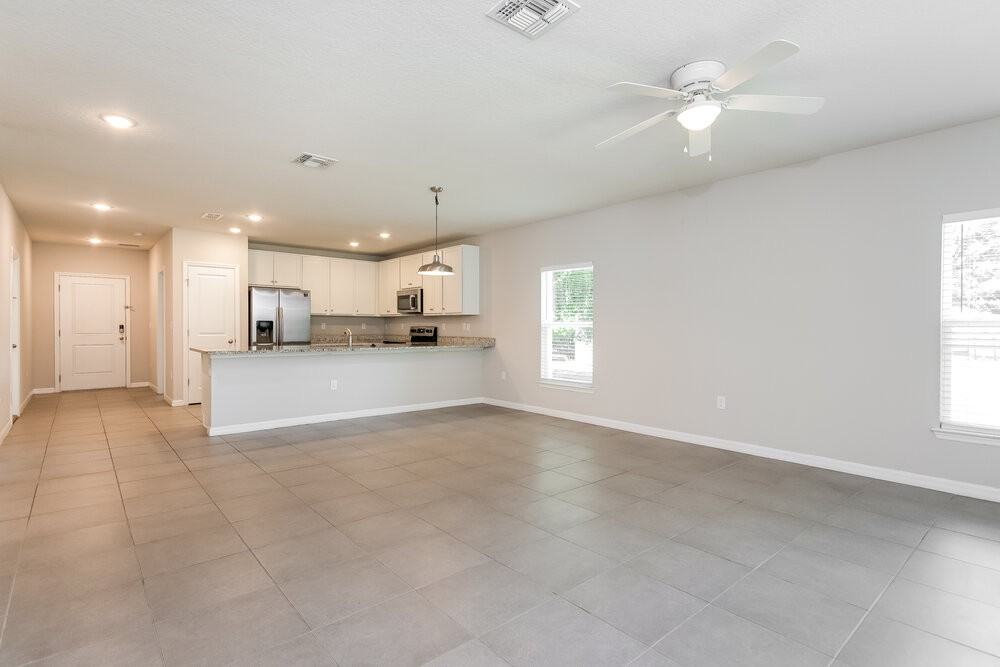 1013 Coatbridge Dr - Photo 5 of 16