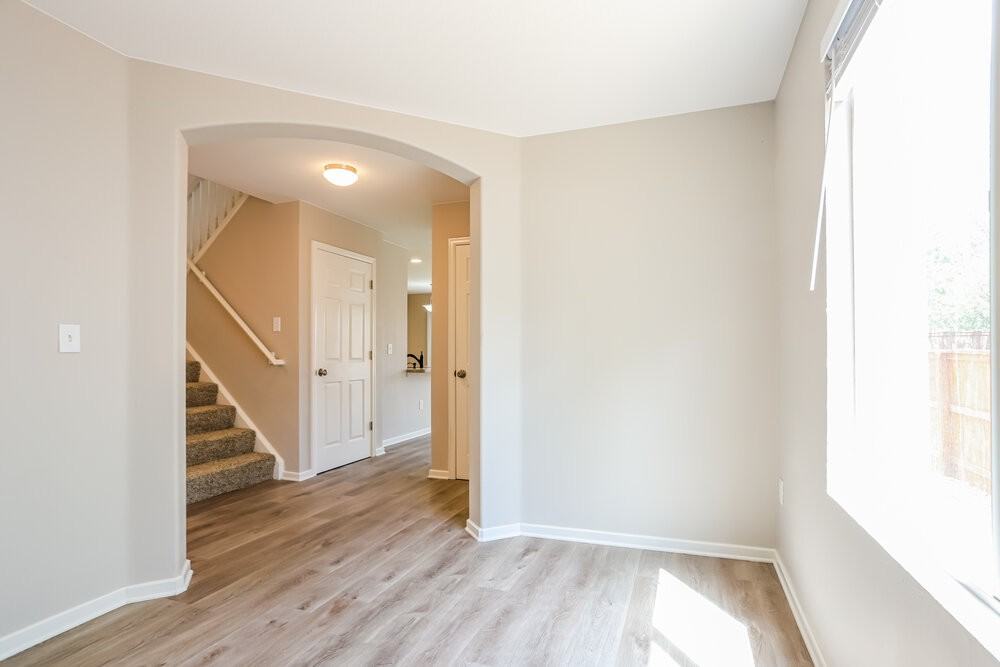 5308 Creek Way - Photo 5 of 18