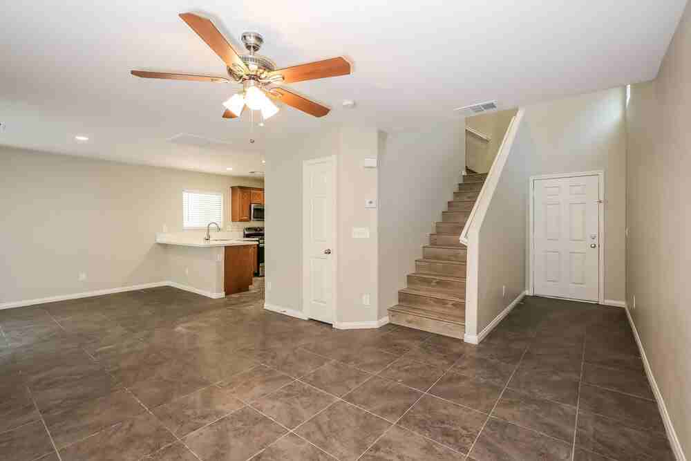 9453 Milkweed Canyon Ave - Photo 4 of 17