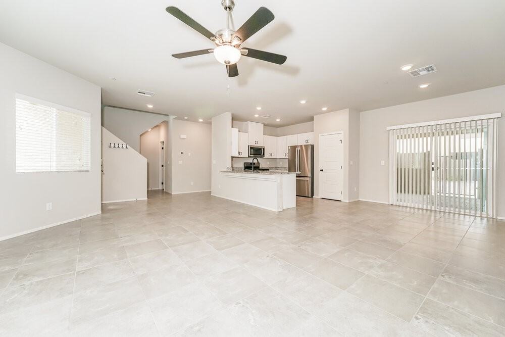 7453 Garnet Moon St - Photo 4 of 17