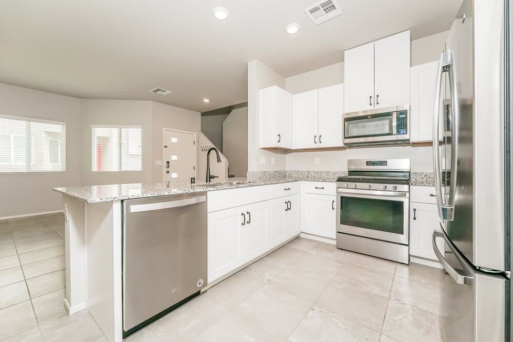 7453 Garnet Moon St - Photo 7 of 17