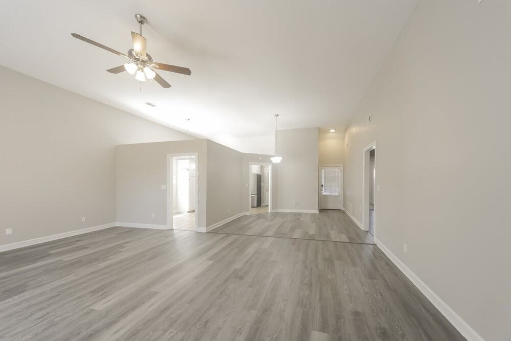 4480 Aberton Dr - Photo 4 of 16