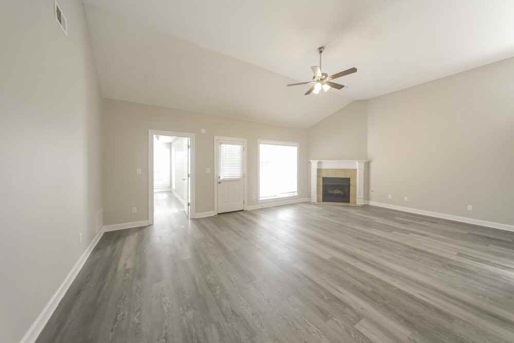 4480 Aberton Dr - Photo 5 of 16