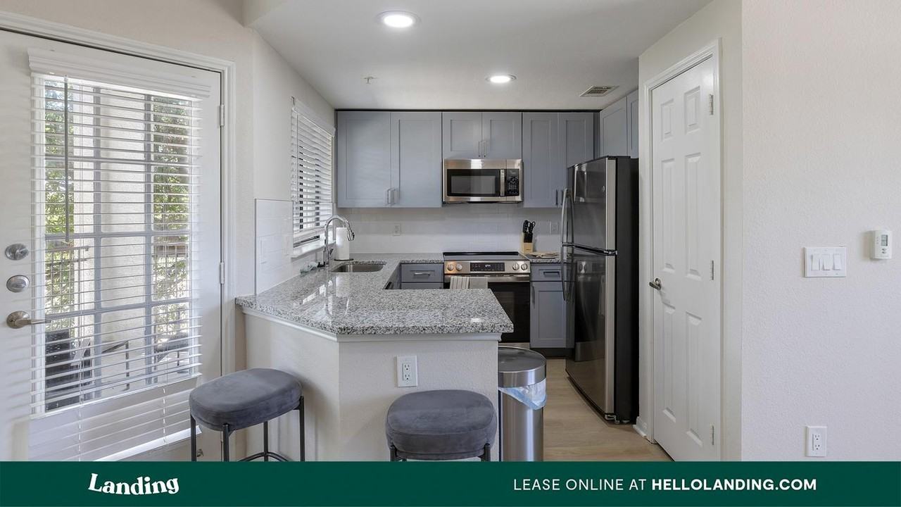 3232 North Garland Avenue, - Photo 6 of 50
