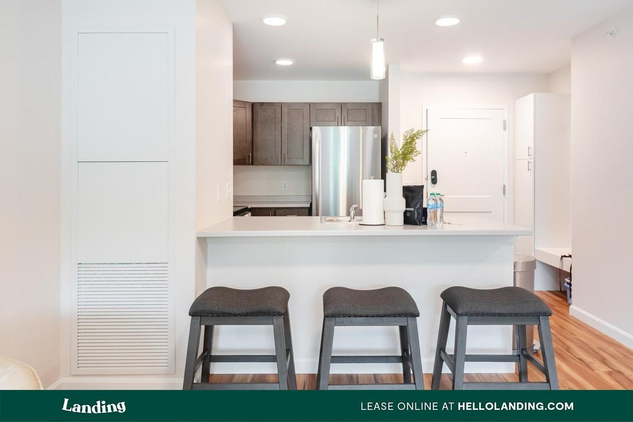 375 Autumn Pond Way - Photo 5 of 50