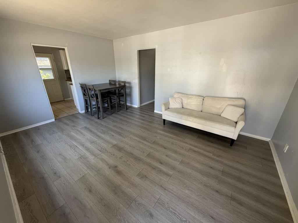 2943 Talbot St - Photo 3 of 18