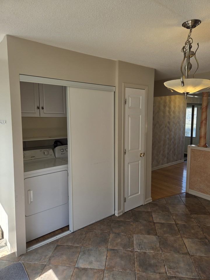 6880 Rocque Street - Photo 4 of 14
