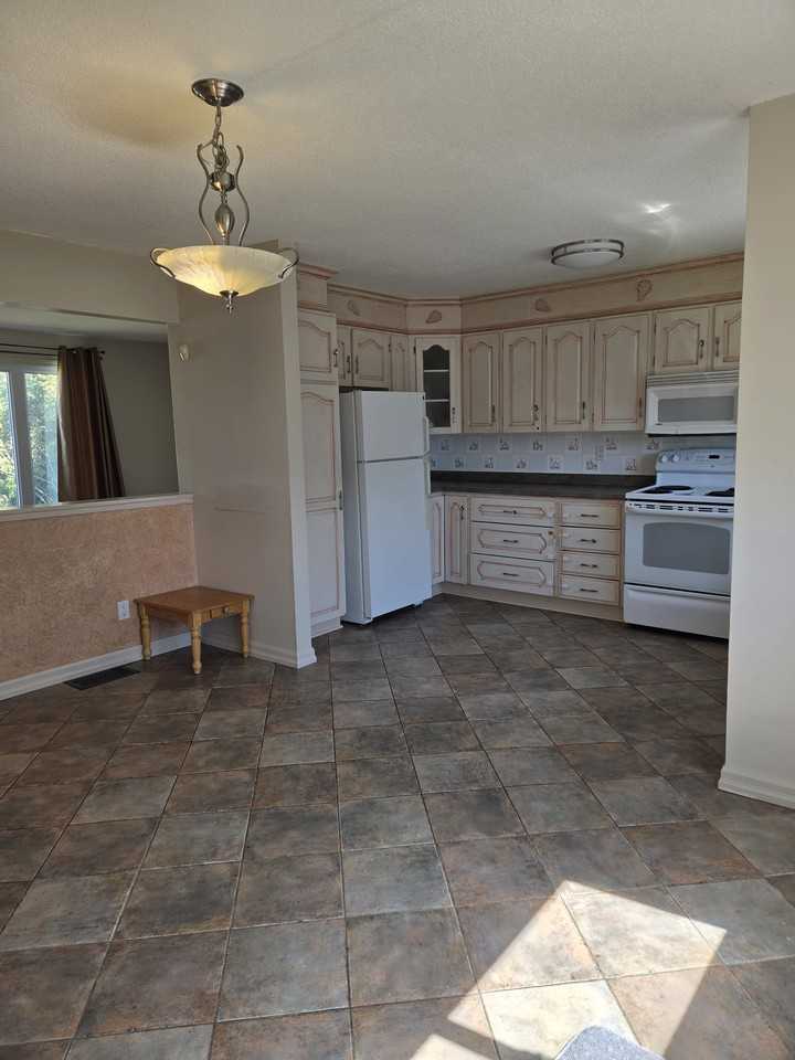 6880 Rocque Street - Photo 3 of 14