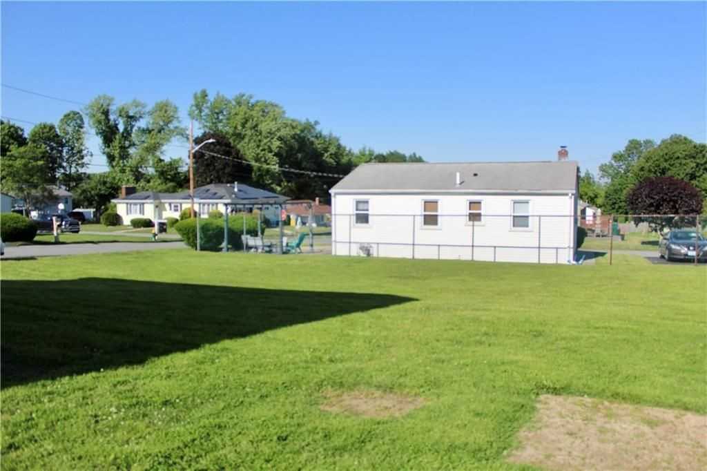 204 Lewis St - Photo 4 of 27