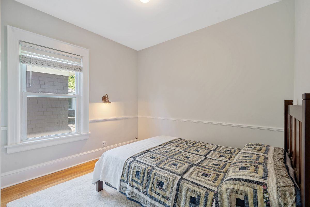 818 Maryland Ave - Photo 5 of 7